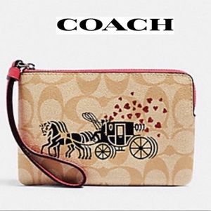 NWT ~ COACH SIGNATURE CANVAS WITH CARRIAGE HEARTS